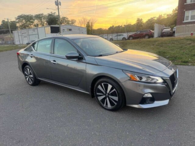 Серый Ниссан Альтима, объемом двигателя 2.5 л и пробегом 43 тыс. км за 8700 $, фото 2 на Automoto.ua