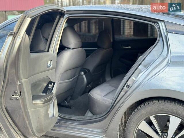 Серый Ниссан Альтима, объемом двигателя 2.49 л и пробегом 144 тыс. км за 17999 $, фото 15 на Automoto.ua