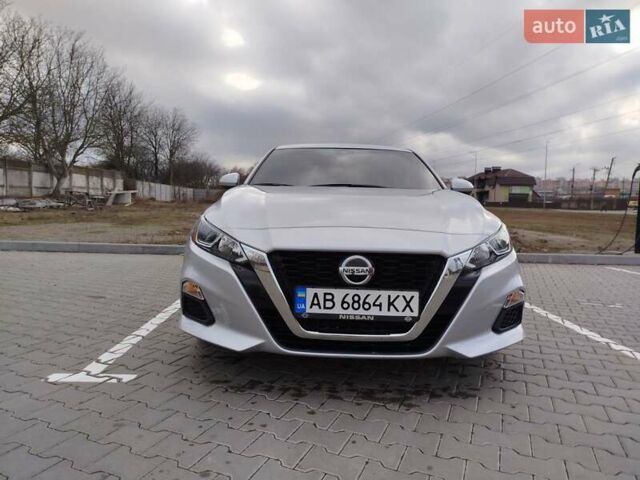 Серый Ниссан Альтима, объемом двигателя 2.49 л и пробегом 42 тыс. км за 15400 $, фото 5 на Automoto.ua