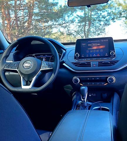 Сірий Ніссан Альтіма, об'ємом двигуна 2.5 л та пробігом 27 тис. км за 21200 $, фото 5 на Automoto.ua