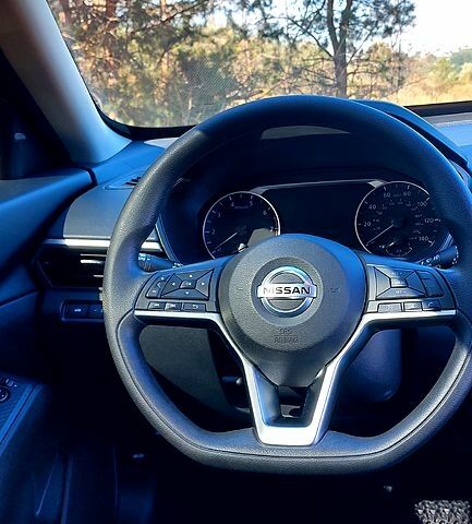 Сірий Ніссан Альтіма, об'ємом двигуна 2.5 л та пробігом 27 тис. км за 21200 $, фото 9 на Automoto.ua