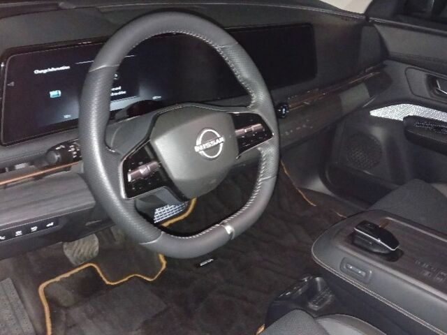 Сірий Ніссан Альтіма, об'ємом двигуна 0 л та пробігом 1 тис. км за 30000 $, фото 3 на Automoto.ua