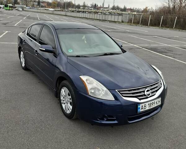 Синий Ниссан Альтима, объемом двигателя 2.5 л и пробегом 120 тыс. км за 7450 $, фото 13 на Automoto.ua