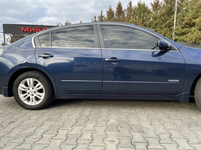 Синій Ніссан Альтіма, об'ємом двигуна 2.5 л та пробігом 258 тис. км за 5000 $, фото 4 на Automoto.ua