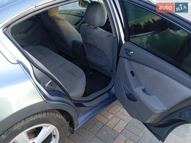 Синій Ніссан Альтіма, об'ємом двигуна 2.49 л та пробігом 156 тис. км за 6500 $, фото 11 на Automoto.ua