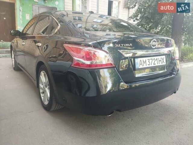 Синий Ниссан Альтима, объемом двигателя 2.49 л и пробегом 246 тыс. км за 8900 $, фото 6 на Automoto.ua