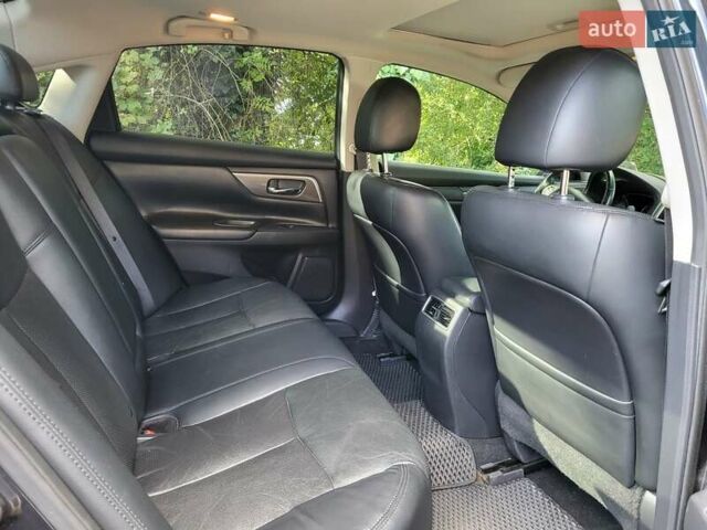 Синій Ніссан Альтіма, об'ємом двигуна 2.5 л та пробігом 153 тис. км за 8721 $, фото 24 на Automoto.ua