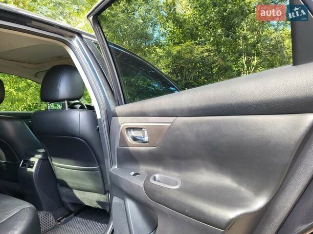 Синій Ніссан Альтіма, об'ємом двигуна 2.5 л та пробігом 153 тис. км за 8721 $, фото 23 на Automoto.ua