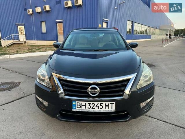 Синий Ниссан Альтима, объемом двигателя 2.5 л и пробегом 98 тыс. км за 9900 $, фото 6 на Automoto.ua