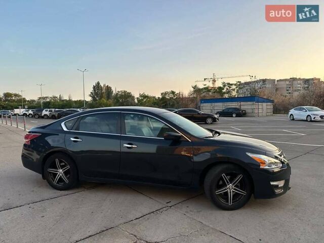 Синий Ниссан Альтима, объемом двигателя 2.5 л и пробегом 98 тыс. км за 9900 $, фото 7 на Automoto.ua