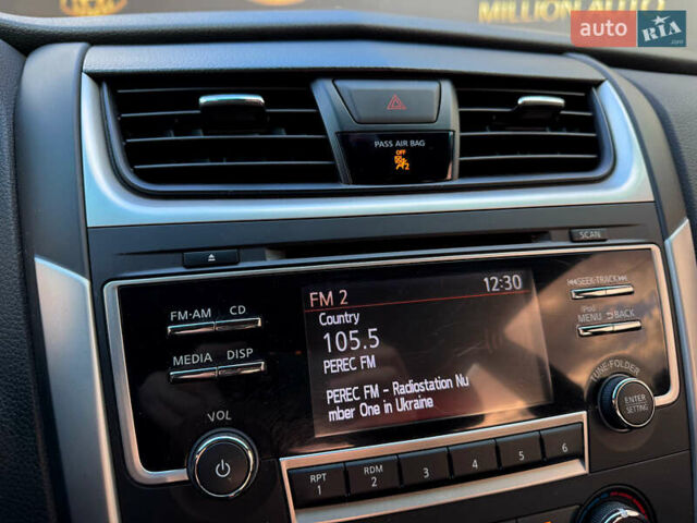 Синий Ниссан Альтима, объемом двигателя 2.49 л и пробегом 211 тыс. км за 10900 $, фото 30 на Automoto.ua