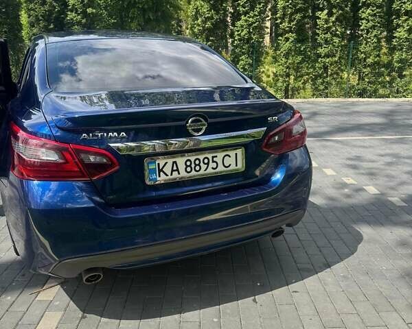 Синий Ниссан Альтима, объемом двигателя 2.49 л и пробегом 210 тыс. км за 10700 $, фото 8 на Automoto.ua