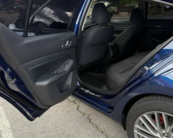 Синій Ніссан Альтіма, об'ємом двигуна 2.49 л та пробігом 92 тис. км за 14600 $, фото 9 на Automoto.ua