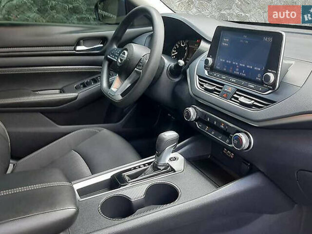 Синий Ниссан Альтима, объемом двигателя 2.49 л и пробегом 62 тыс. км за 15300 $, фото 17 на Automoto.ua