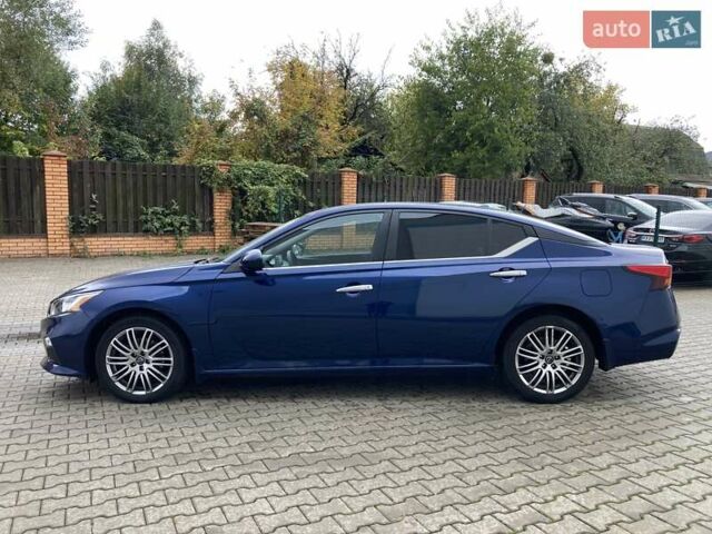 Синий Ниссан Альтима, объемом двигателя 2.49 л и пробегом 112 тыс. км за 15500 $, фото 2 на Automoto.ua