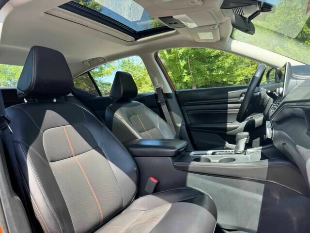 Помаранчевий Ніссан Альтіма, об'ємом двигуна 2.5 л та пробігом 40 тис. км за 8000 $, фото 8 на Automoto.ua