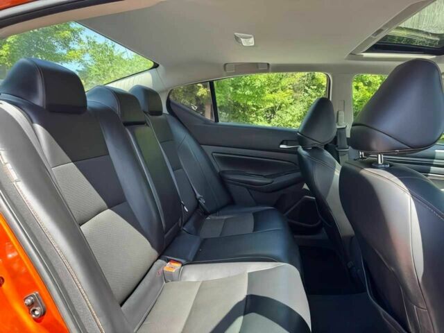 Помаранчевий Ніссан Альтіма, об'ємом двигуна 2.5 л та пробігом 40 тис. км за 8000 $, фото 14 на Automoto.ua