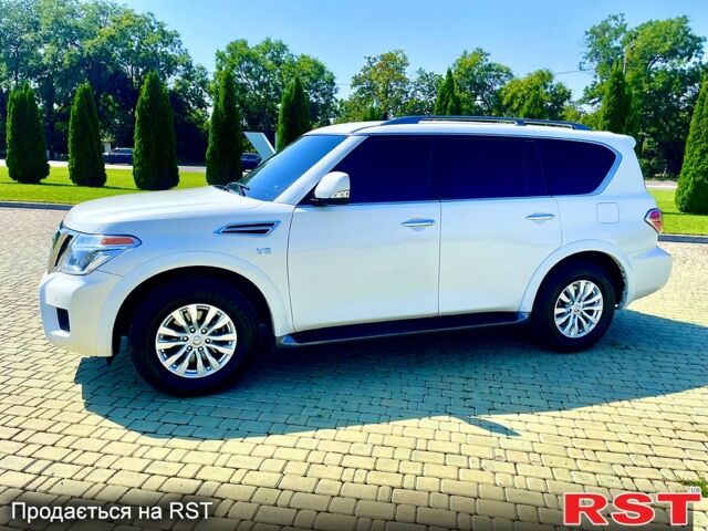 Белый Ниссан Армада, объемом двигателя 5.6 л и пробегом 0 тыс. км за 27500 $, фото 2 на Automoto.ua