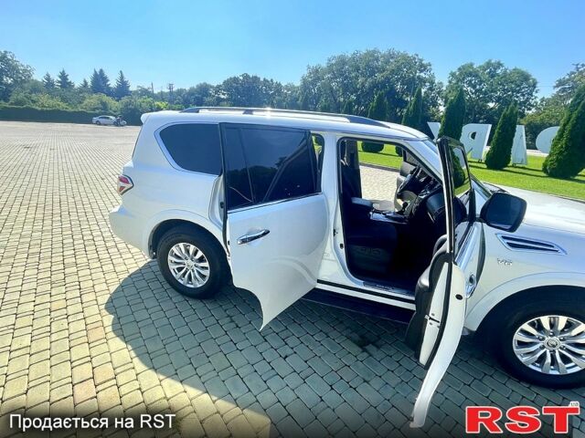 Белый Ниссан Армада, объемом двигателя 5.6 л и пробегом 0 тыс. км за 27500 $, фото 1 на Automoto.ua