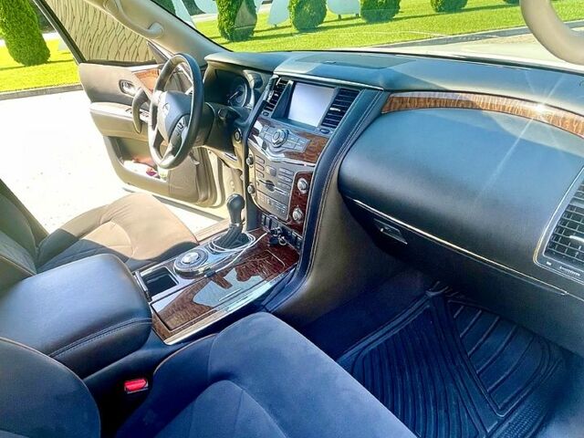 Белый Ниссан Армада, объемом двигателя 5.6 л и пробегом 0 тыс. км за 27500 $, фото 8 на Automoto.ua