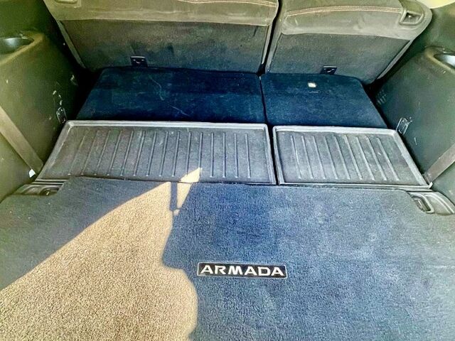 Белый Ниссан Армада, объемом двигателя 5.6 л и пробегом 0 тыс. км за 27500 $, фото 9 на Automoto.ua