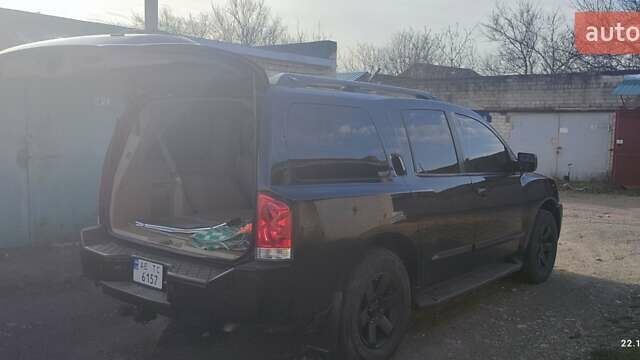 Черный Ниссан Армада, объемом двигателя 5.6 л и пробегом 300 тыс. км за 8500 $, фото 23 на Automoto.ua