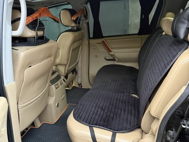 Ниссан Армада 2006 в Одессе на Automoto.ua Черный Ниссан Армада, объемом двигателя 5.6 л и пробегом 240 тыс. км за 13000 $, фото 10 на Automoto.ua