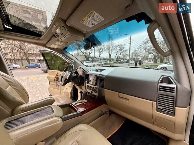 Черный Ниссан Армада, объемом двигателя 5.6 л и пробегом 267 тыс. км за 10999 $, фото 49 на Automoto.ua