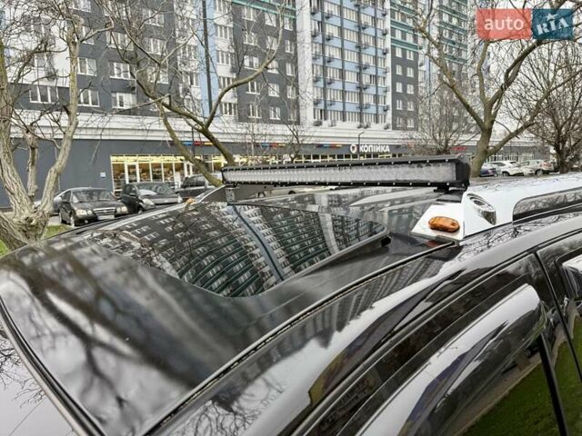 Черный Ниссан Армада, объемом двигателя 5.6 л и пробегом 267 тыс. км за 10999 $, фото 28 на Automoto.ua