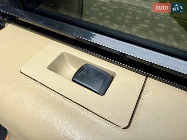 Черный Ниссан Армада, объемом двигателя 5.6 л и пробегом 267 тыс. км за 10999 $, фото 68 на Automoto.ua