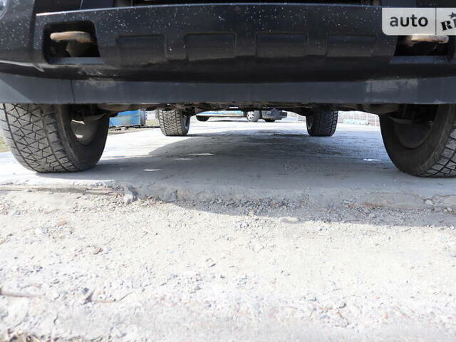 Черный Ниссан Армада, объемом двигателя 5.56 л и пробегом 191 тыс. км за 14999 $, фото 2 на Automoto.ua