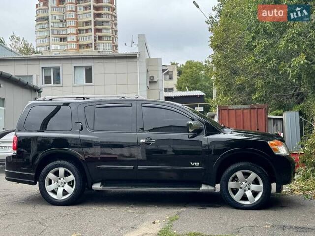 Черный Ниссан Армада, объемом двигателя 5.55 л и пробегом 180 тыс. км за 10900 $, фото 4 на Automoto.ua