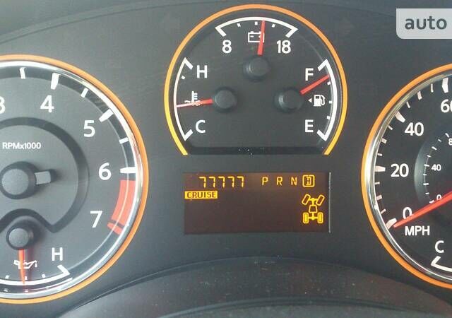 Черный Ниссан Армада, объемом двигателя 5.56 л и пробегом 191 тыс. км за 14999 $, фото 40 на Automoto.ua