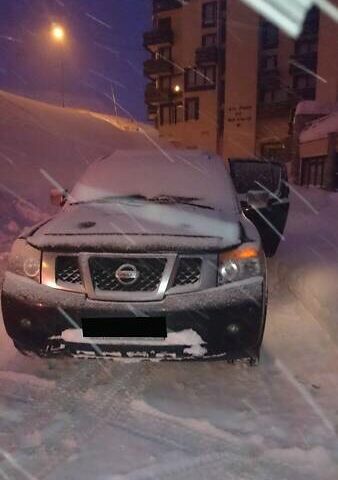 Черный Ниссан Армада, объемом двигателя 5.56 л и пробегом 191 тыс. км за 14999 $, фото 37 на Automoto.ua