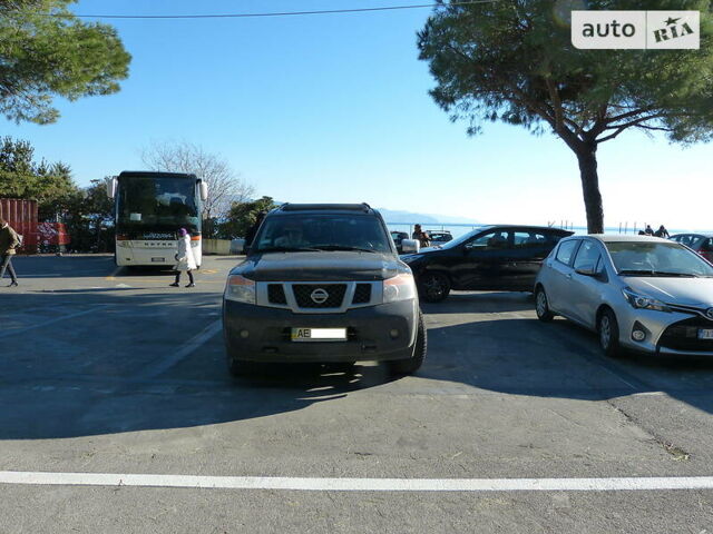 Черный Ниссан Армада, объемом двигателя 5.56 л и пробегом 191 тыс. км за 14999 $, фото 36 на Automoto.ua