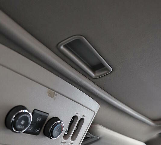 Черный Ниссан Армада, объемом двигателя 5.56 л и пробегом 191 тыс. км за 14999 $, фото 26 на Automoto.ua