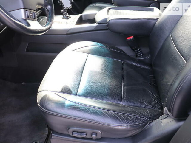 Черный Ниссан Армада, объемом двигателя 5.56 л и пробегом 191 тыс. км за 14999 $, фото 21 на Automoto.ua