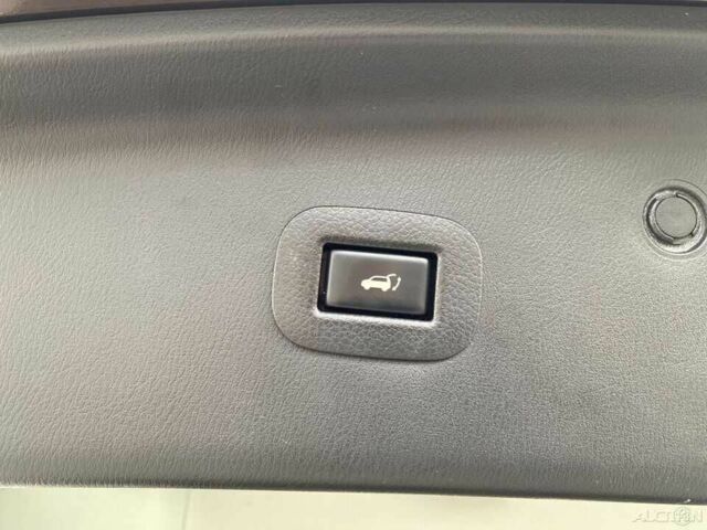 Коричневый Ниссан Армада, объемом двигателя 5.6 л и пробегом 49 тыс. км за 13200 $, фото 15 на Automoto.ua