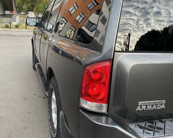 Ниссан Армада, объемом двигателя 5.6 л и пробегом 280 тыс. км за 11200 $, фото 4 на Automoto.ua