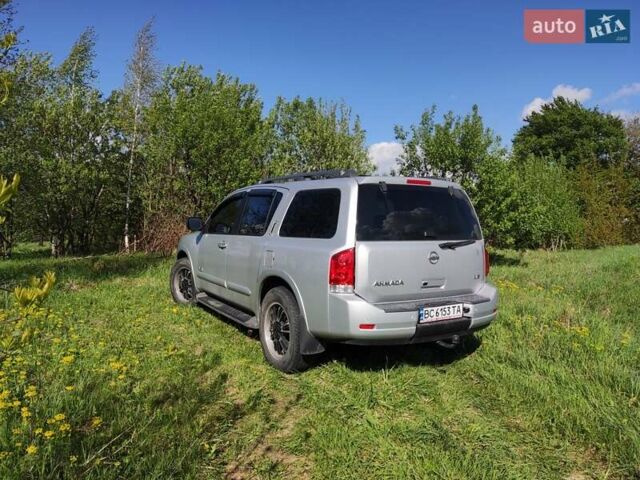 Серый Ниссан Армада, объемом двигателя 5.6 л и пробегом 179 тыс. км за 13900 $, фото 3 на Automoto.ua
