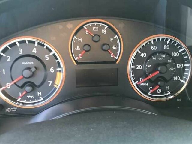 Ниссан Армада 2014 в Одессе на Automoto.ua Серый Ниссан Армада, объемом двигателя 5.6 л и пробегом 232 тыс. км за 15500 $, фото 8 на Automoto.ua