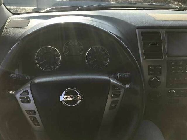 Ниссан Армада 2014 в Одессе на Automoto.ua Серый Ниссан Армада, объемом двигателя 5.6 л и пробегом 232 тыс. км за 15500 $, фото 7 на Automoto.ua