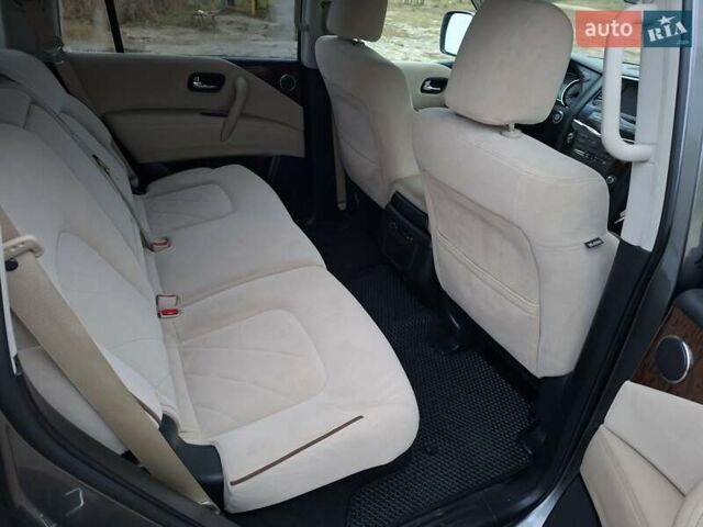 Серый Ниссан Армада, объемом двигателя 5.55 л и пробегом 179 тыс. км за 28500 $, фото 15 на Automoto.ua