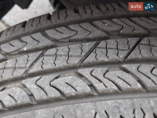 Серый Ниссан Армада, объемом двигателя 5.6 л и пробегом 174 тыс. км за 18550 $, фото 31 на Automoto.ua