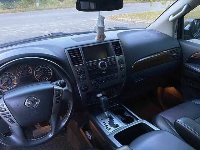 Синий Ниссан Армада, объемом двигателя 5.55 л и пробегом 126 тыс. км за 310 $, фото 11 на Automoto.ua