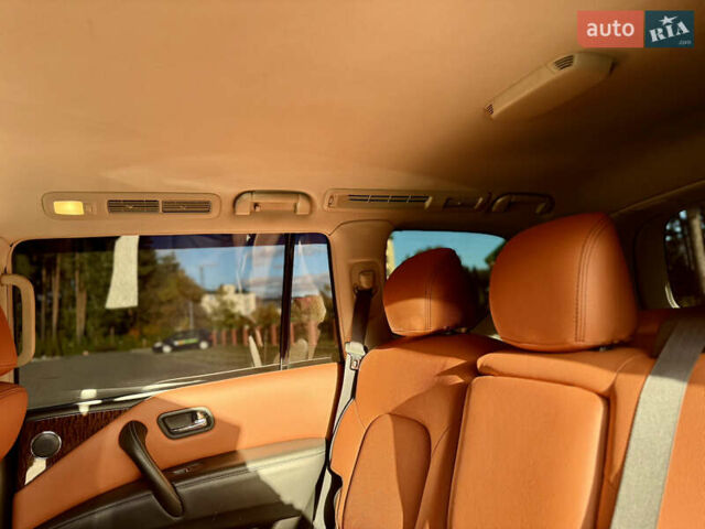 Синий Ниссан Армада, объемом двигателя 5.6 л и пробегом 85 тыс. км за 35500 $, фото 42 на Automoto.ua