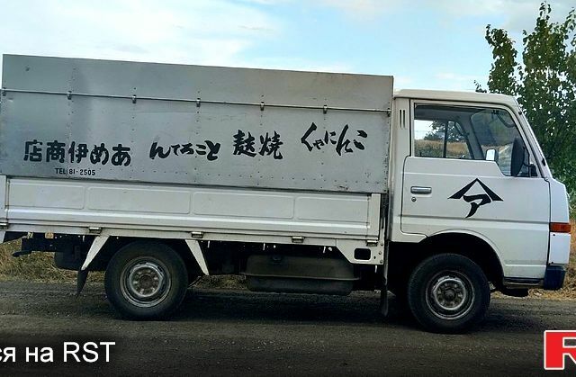 Белый Ниссан Атлас, объемом двигателя 2.3 л и пробегом 146 тыс. км за 3600 $, фото 7 на Automoto.ua