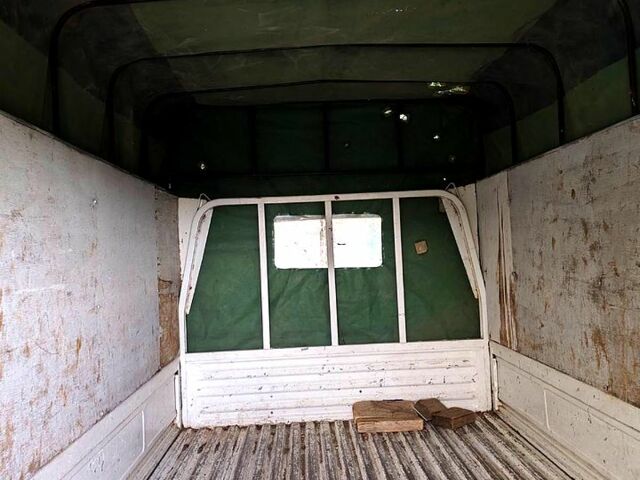 Белый Ниссан Атлас, объемом двигателя 2.3 л и пробегом 146 тыс. км за 3600 $, фото 1 на Automoto.ua