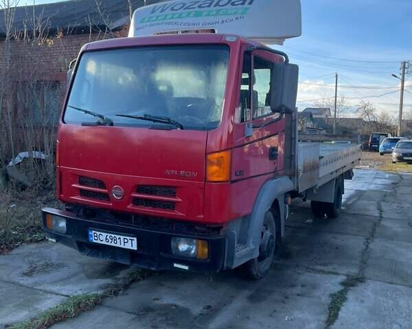 Червоний Ніссан Атлеон, об'ємом двигуна 2.95 л та пробігом 407 тис. км за 5500 $, фото 2 на Automoto.ua