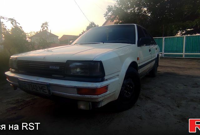 Білий Ніссан Блюберд, об'ємом двигуна 2 л та пробігом 200 тис. км за 1600 $, фото 1 на Automoto.ua